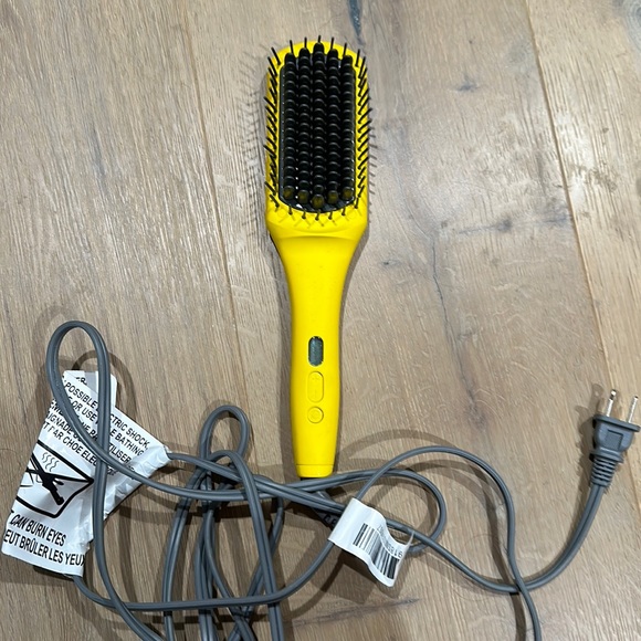 Drybar Hair Drybar Brush Hair Straightener Poshmark